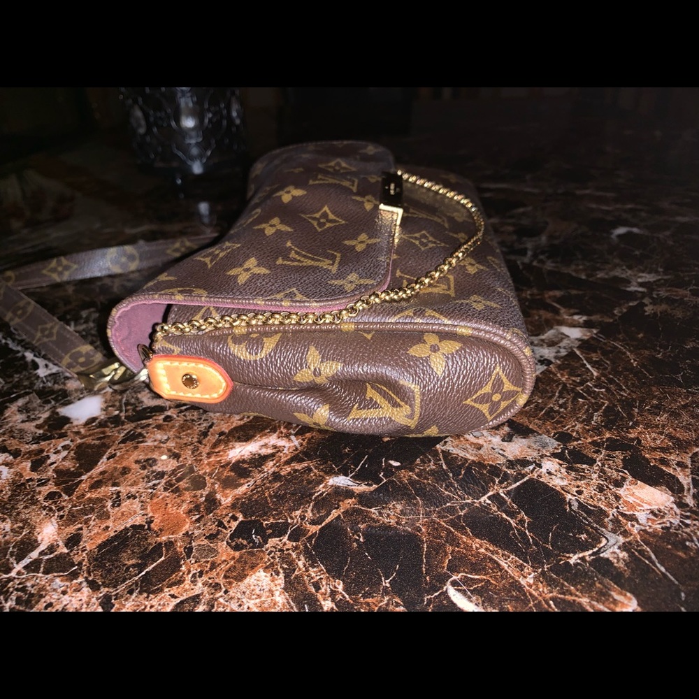 Louis Vuitton mm bag ! Pre loved good condition...